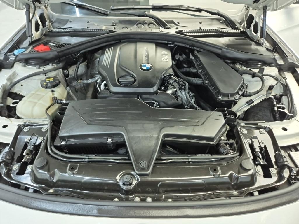 2016 BMW 3 Series (6Gen) 