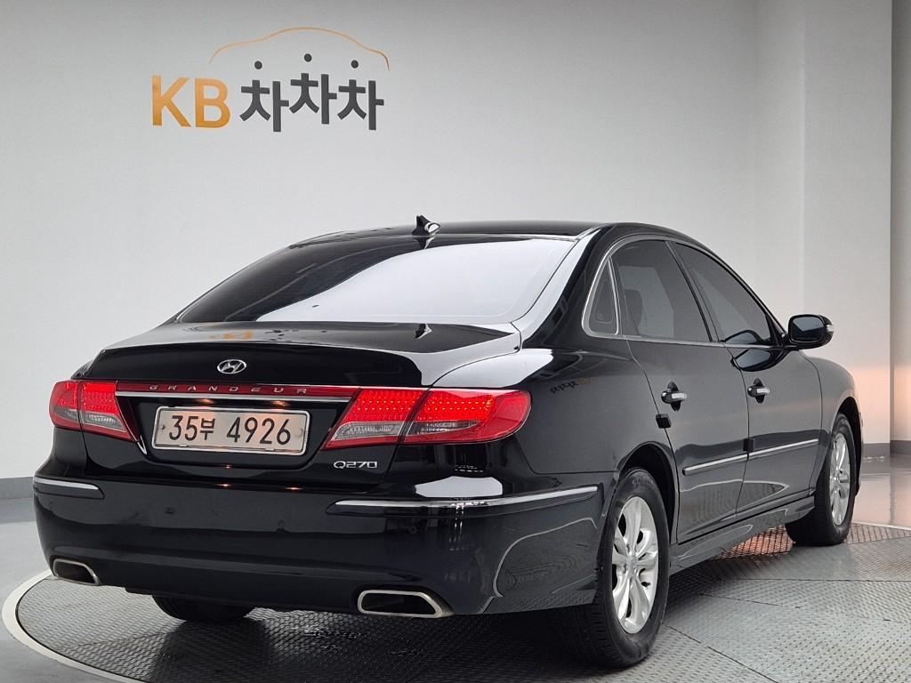 2010 HYUNDAI THE LUXURY GRANDEUR 