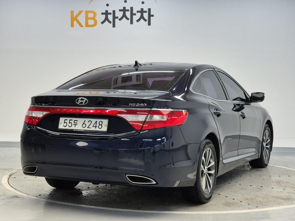 2011 HYUNDAI GRANDEUR HG 