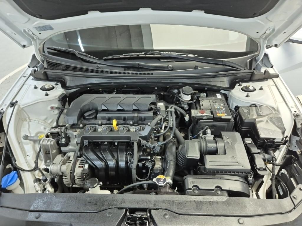 2021 HYUNDAI AVANTE (CN7) 