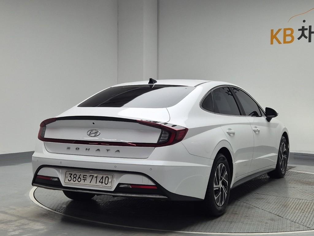2022 HYUNDAI SONATA (DN8) HYBRID 