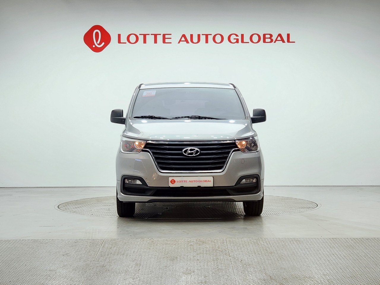 2019 HYUNDAI THE NEW GRAND STAREX 12seat Diesel Smart