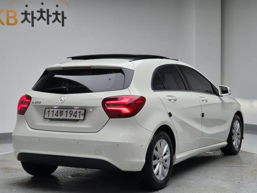 2017 BENZ A CLASS (3Gen) 