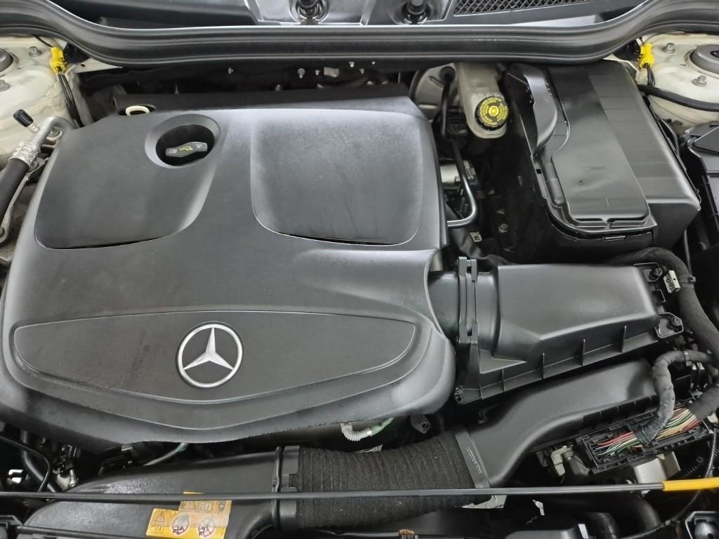 2017 BENZ A CLASS (3Gen) 