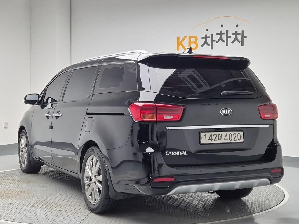 2019 KIA THE NEW CARNIVAL 