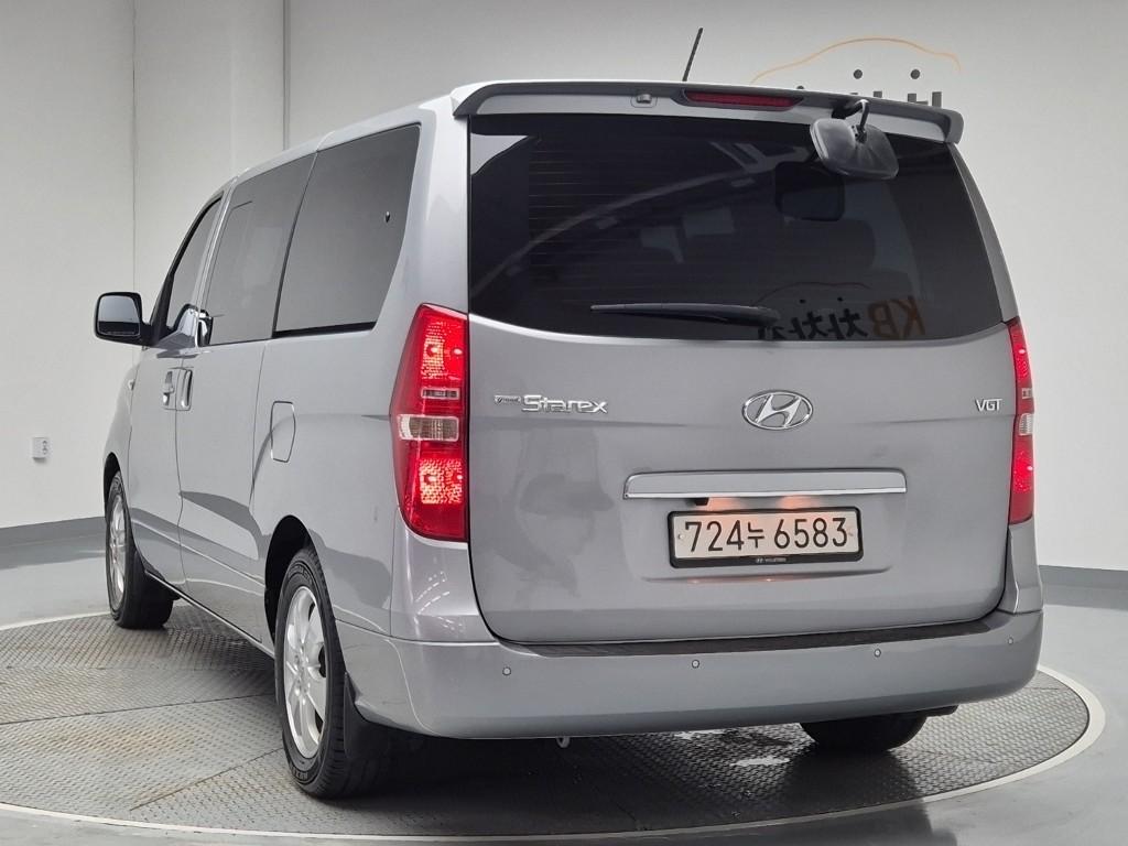 2020 HYUNDAI THE NEW GRAND STAREX 