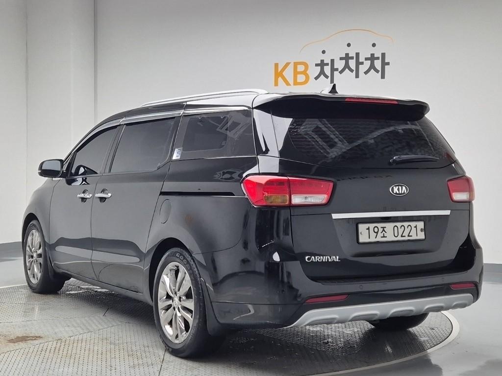 2017 KIA ALL NEW CARNIVAL 
