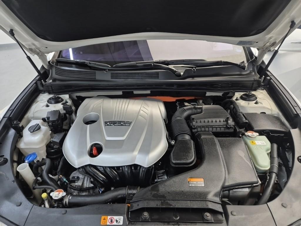 2016 HYUNDAI GRANDEUR HG HYBRID 