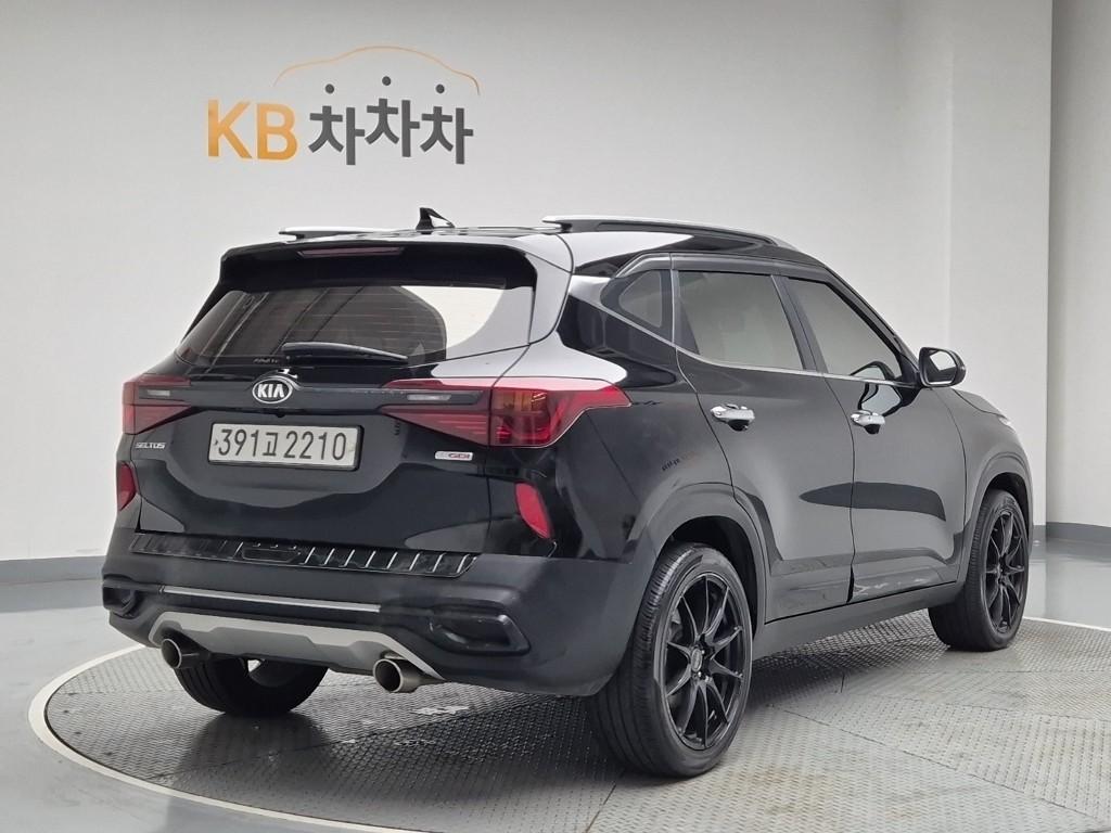 2020 KIA SELTOS 