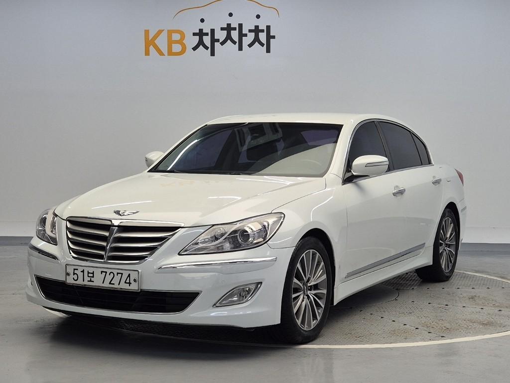 2013 HYUNDAI GENESIS 