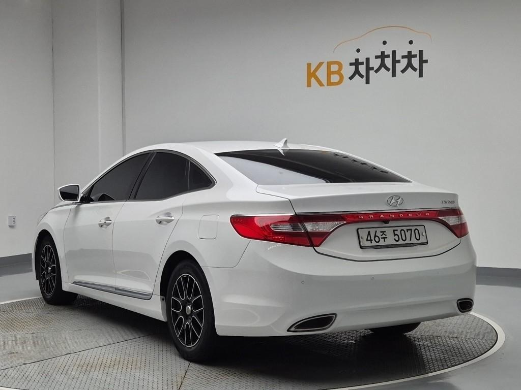 2013 HYUNDAI GRANDEUR HG 