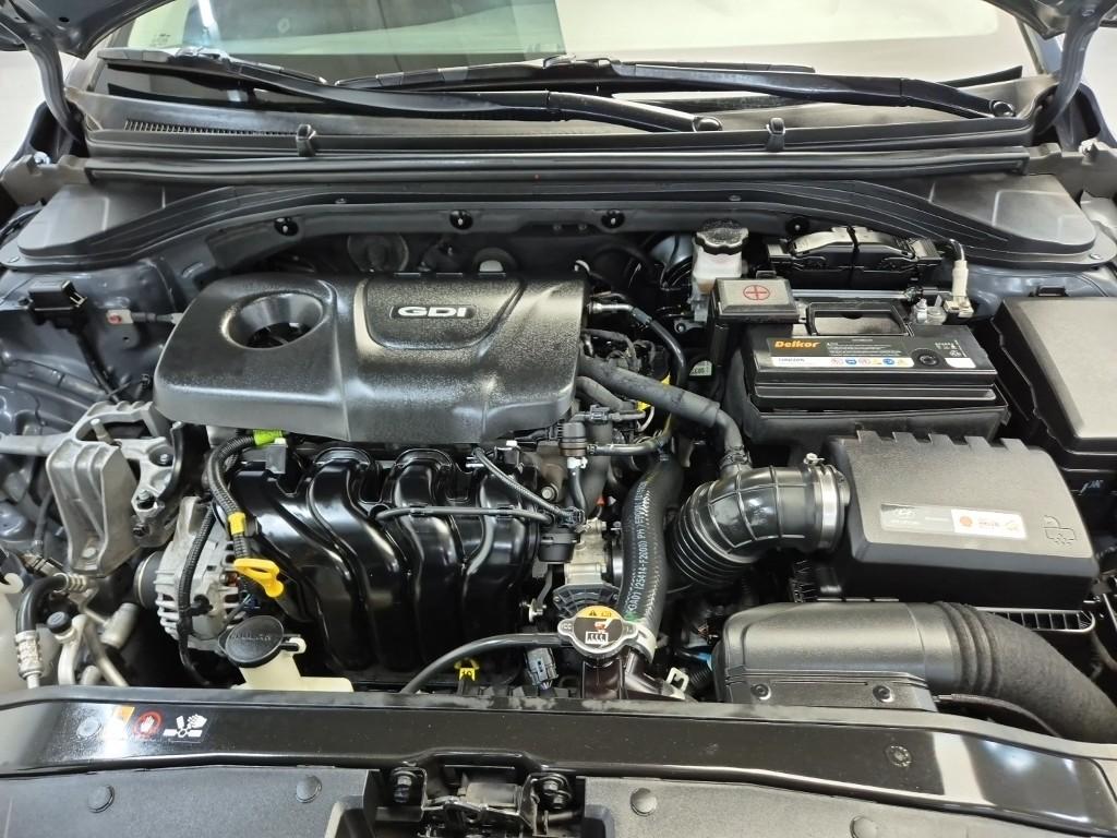 2017 HYUNDAI AVANTE AD 