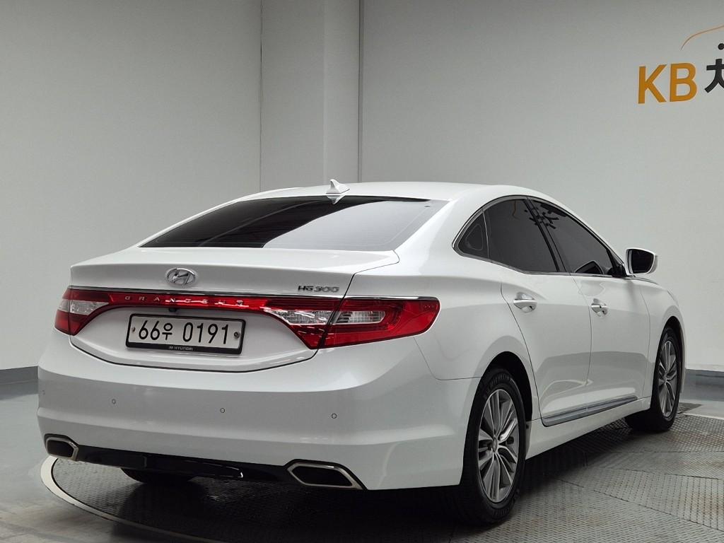 2017 HYUNDAI GRANDEUR HG 