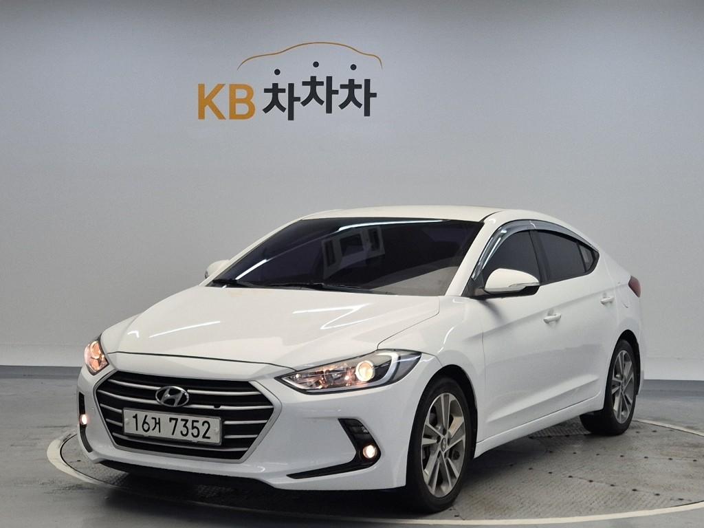 2017 HYUNDAI AVANTE AD 