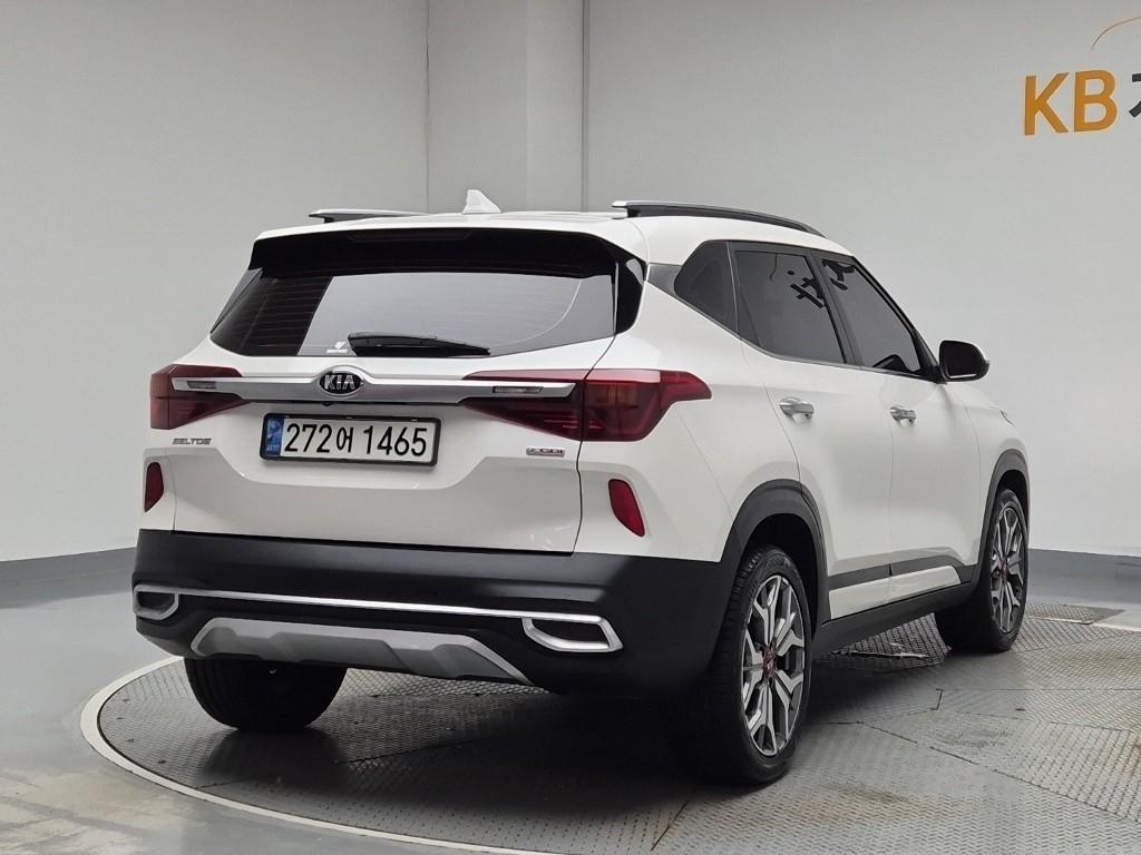 2021 KIA SELTOS 