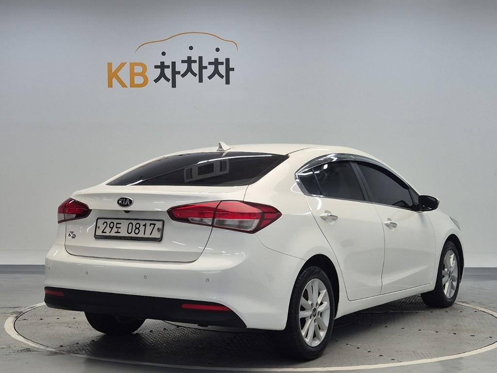 2016 KIA THE NEW K3 