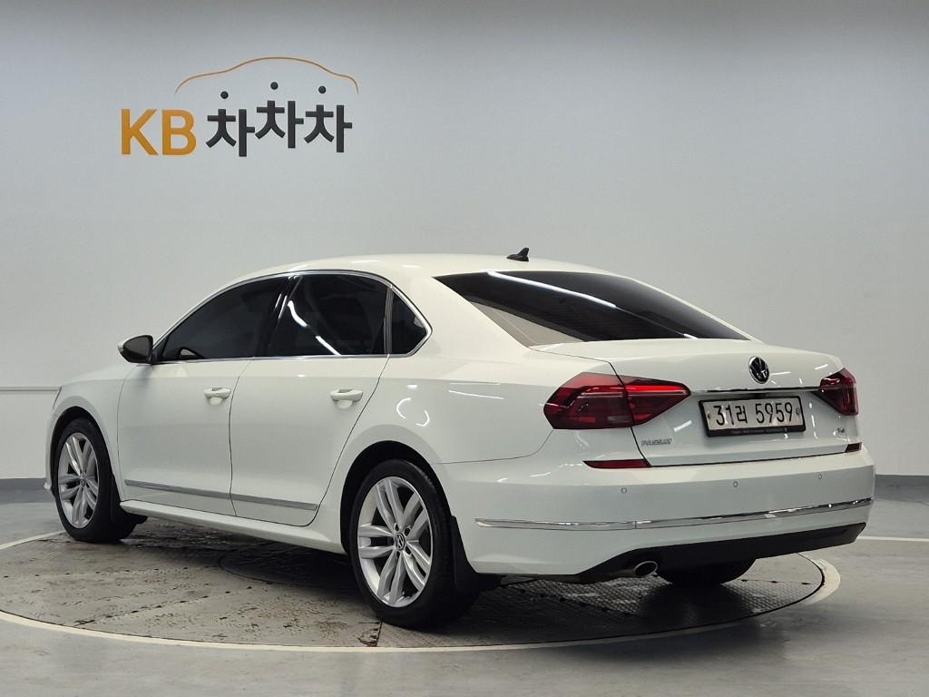 2018 VOLKSWAGEN THE NEW PASSAT (7Gen) 