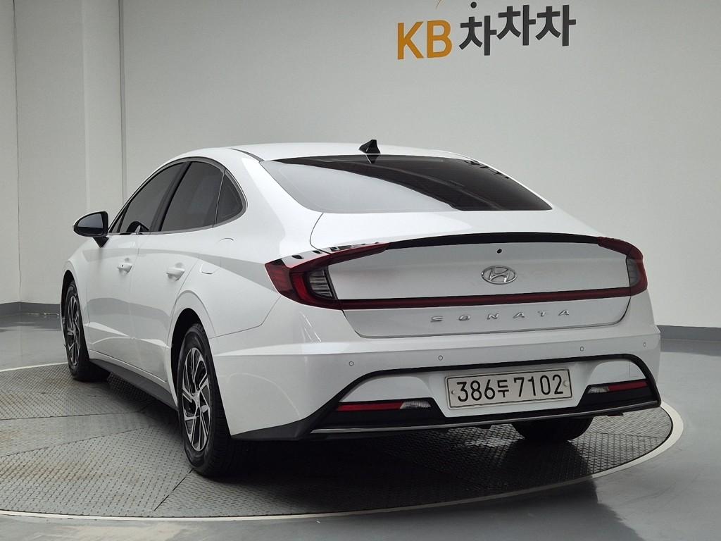 2022 HYUNDAI SONATA (DN8) HYBRID 