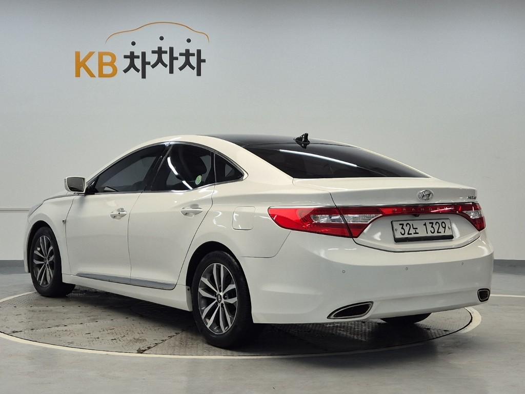 2012 HYUNDAI GRANDEUR HG 