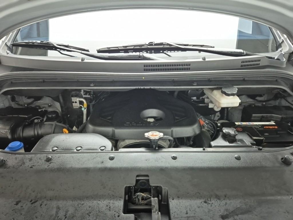 2019 HYUNDAI THE NEW GRAND STAREX 