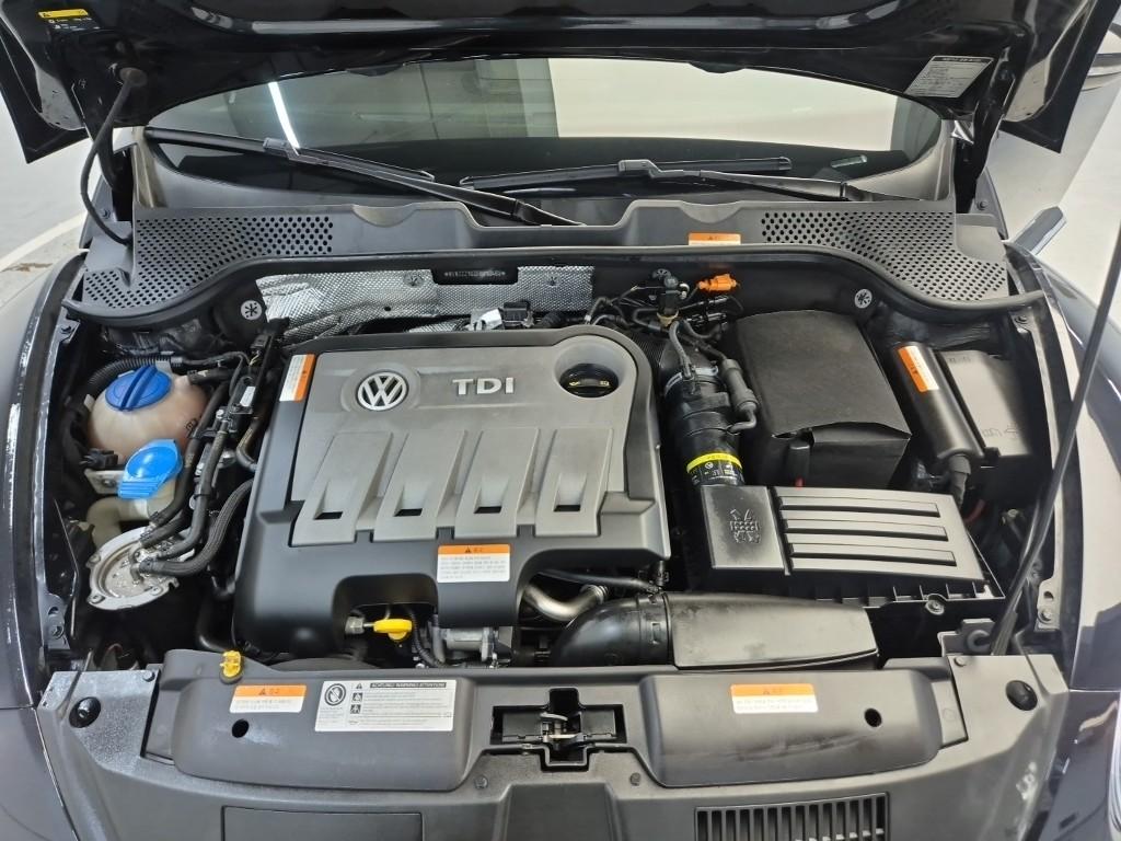 2015 VOLKSWAGEN THE BEETLE 