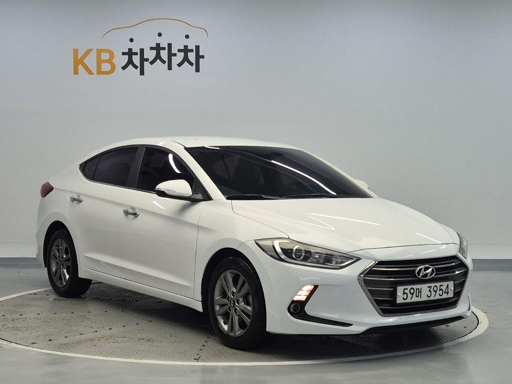 2016 HYUNDAI AVANTE AD 