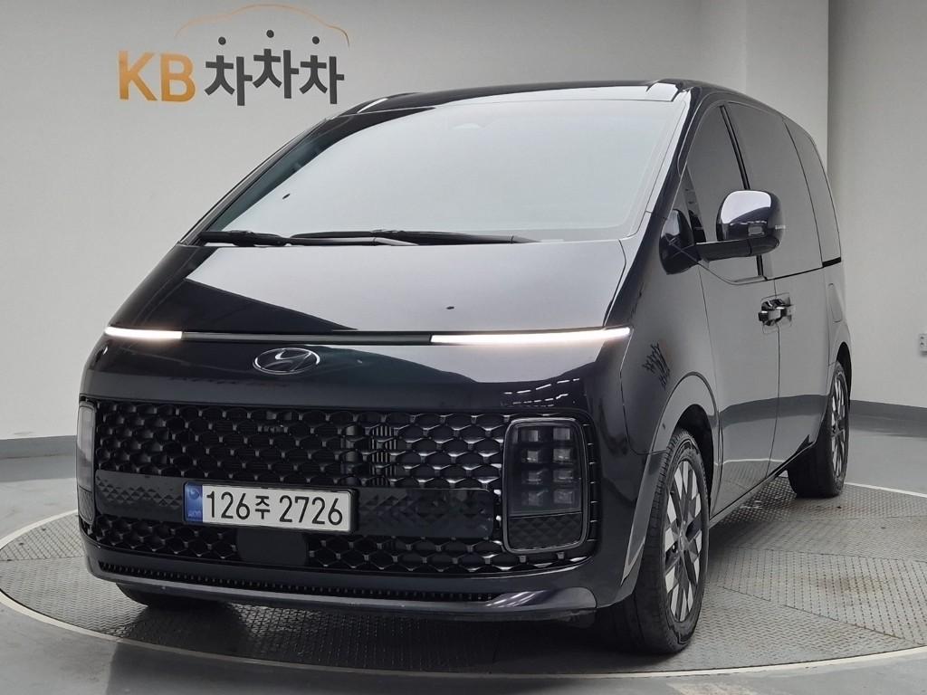 2023 HYUNDAI STARIA 