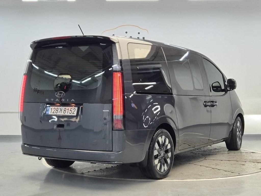 2022 HYUNDAI STARIA 