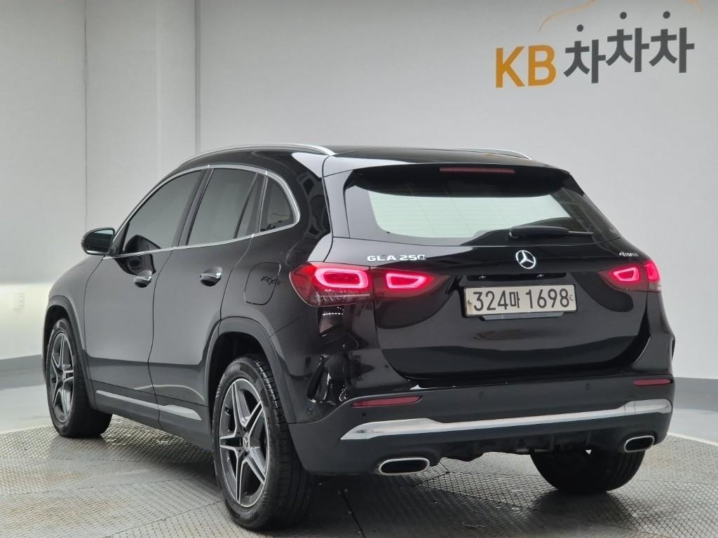 2020 BENZ GLA CLASS (2Gen) 