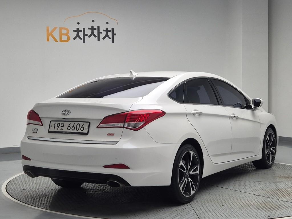 2012 HYUNDAI i40 