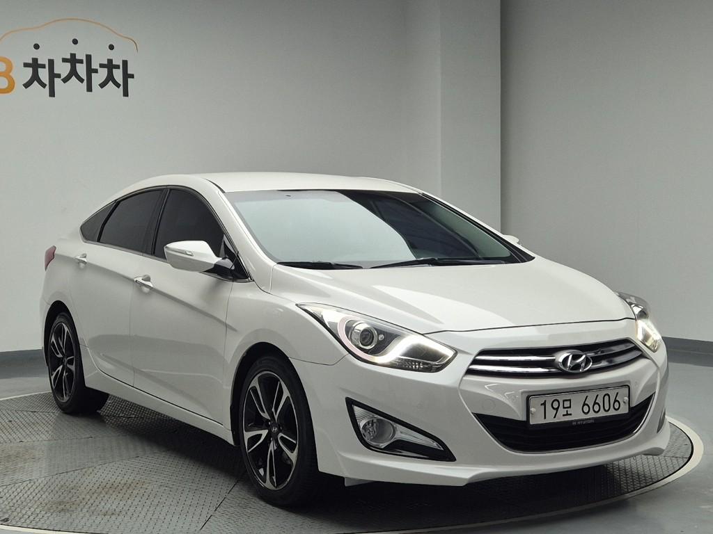 2012 HYUNDAI i40 