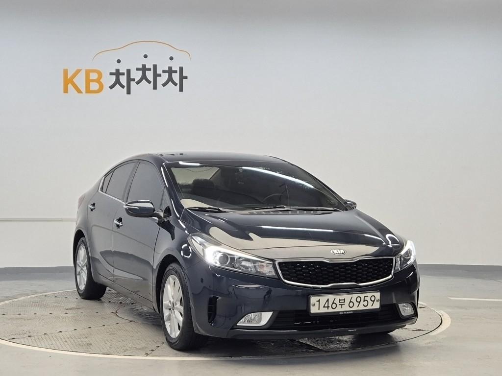 2017 KIA THE NEW K3 