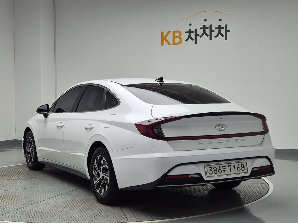 2022 HYUNDAI SONATA (DN8) HYBRID 