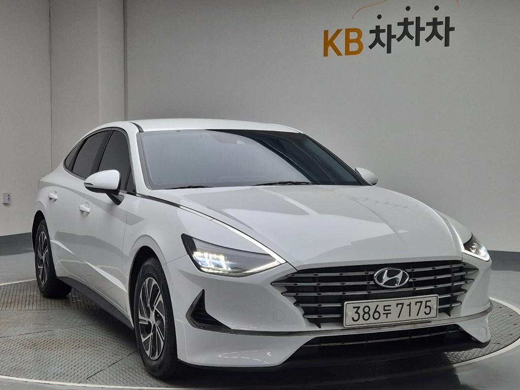 2022 HYUNDAI SONATA (DN8) HYBRID 