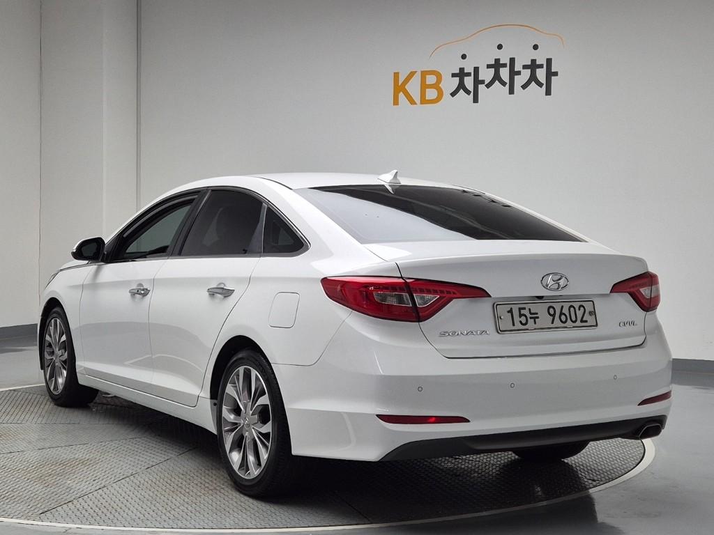 2017 HYUNDAI LF SONATA 