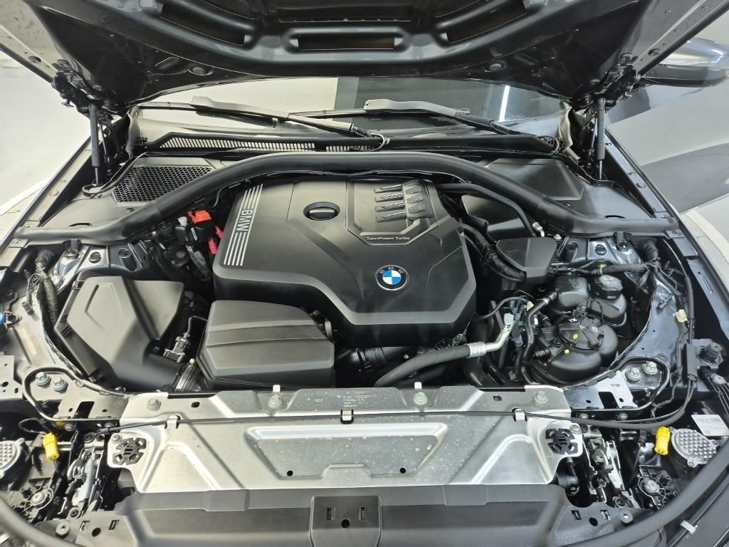 2022 BMW 3 Series (7Gen) 