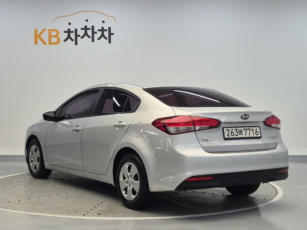 2016 KIA THE NEW K3 
