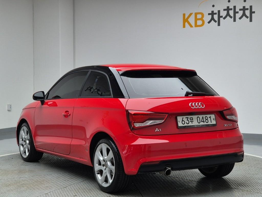 2015 AUDI A1 