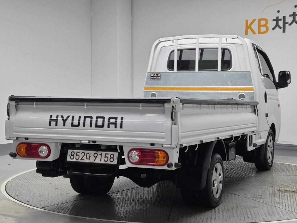 2022 HYUNDAI PORTER II 