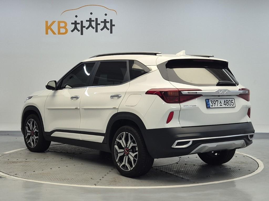 2022 KIA SELTOS 