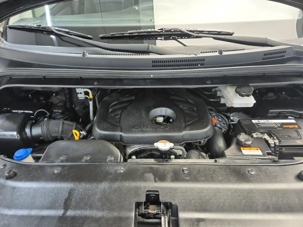 2021 HYUNDAI THE NEW GRAND STAREX 