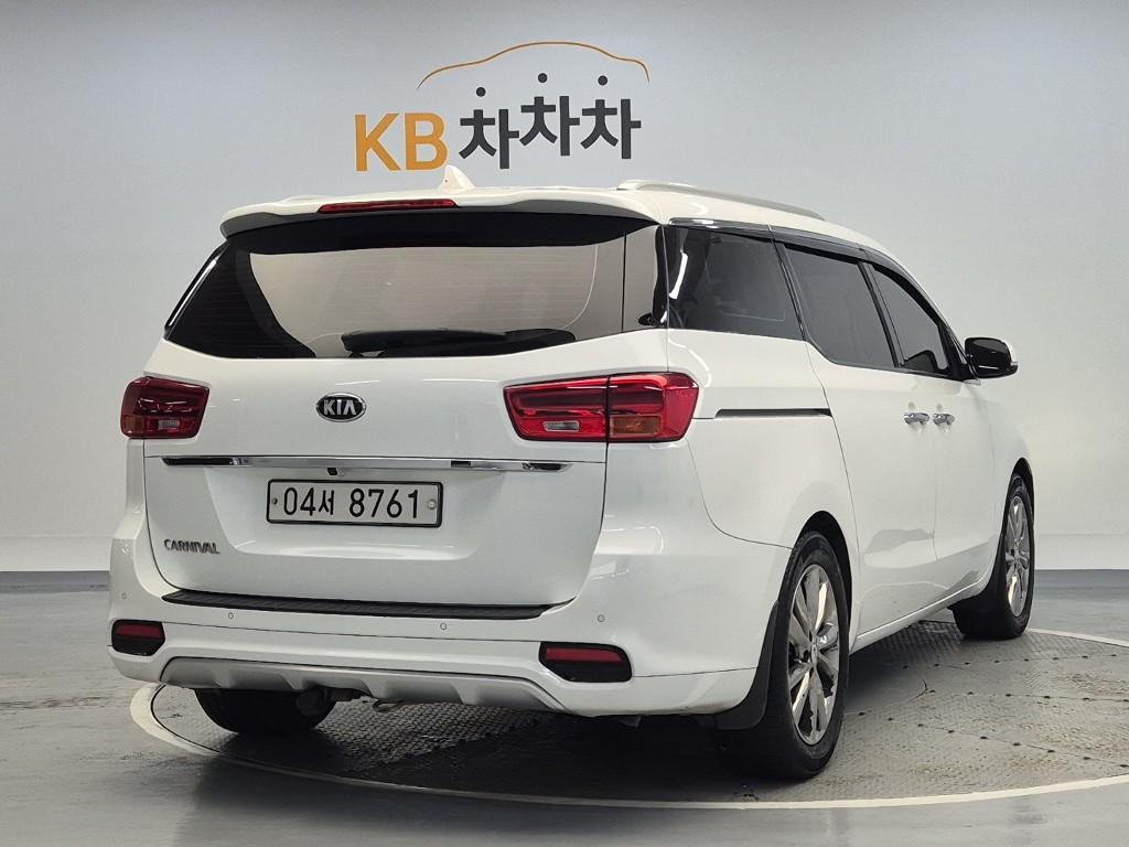 2019 KIA THE NEW CARNIVAL 