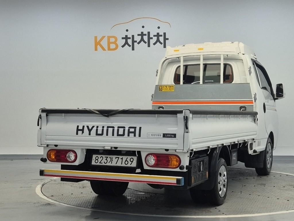 2023 HYUNDAI PORTER II 
