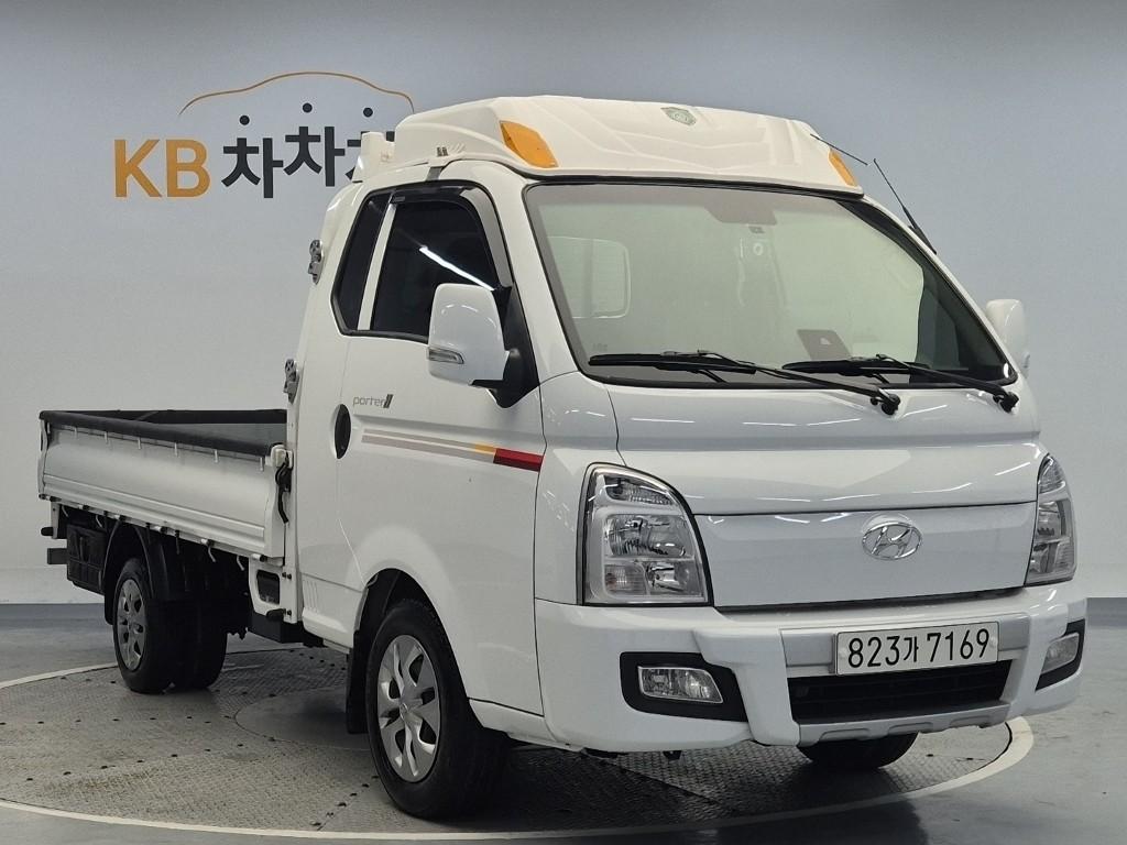2023 HYUNDAI PORTER II 