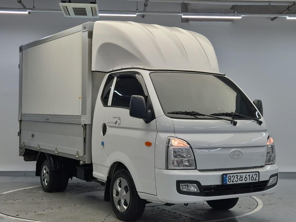 2025 HYUNDAI PORTER II 