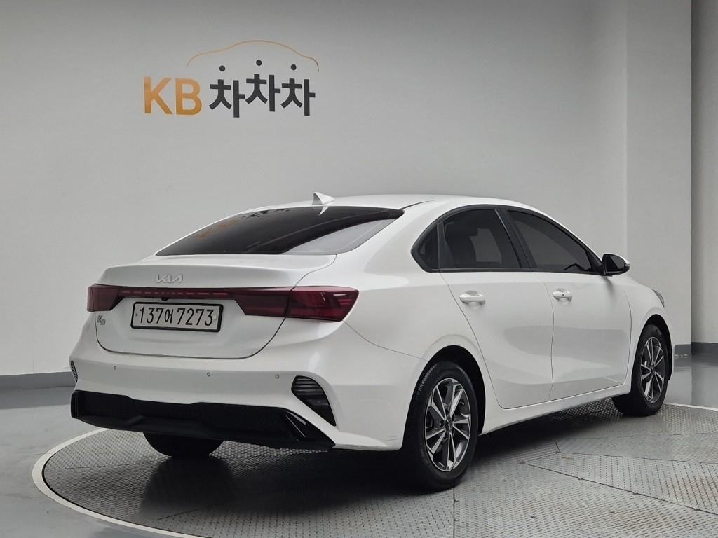2022 KIA THE NEW K3 