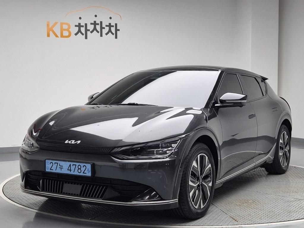 2022 KIA EV6 