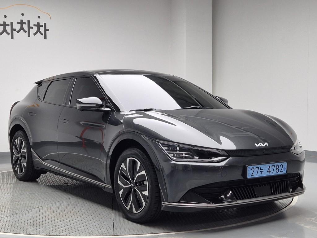 2022 KIA EV6 