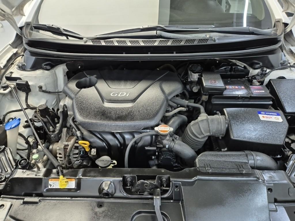 2011 HYUNDAI AVANTE MD 