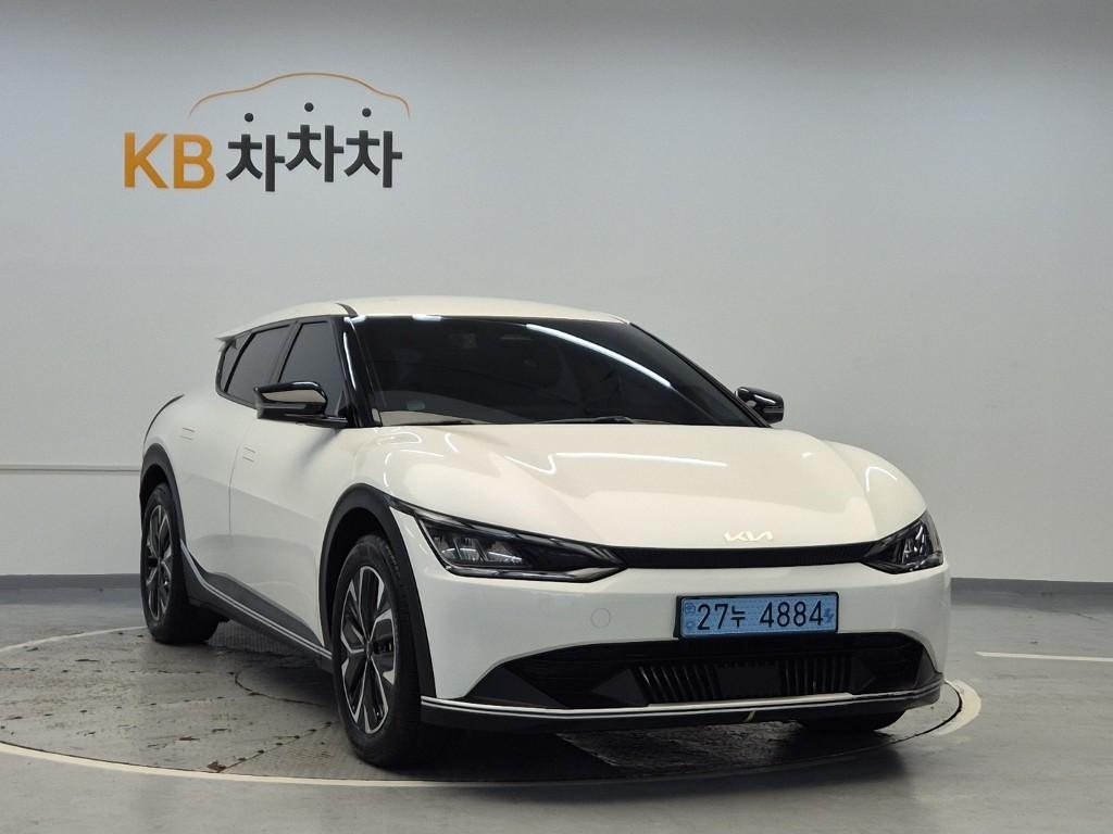 2022 KIA EV6 